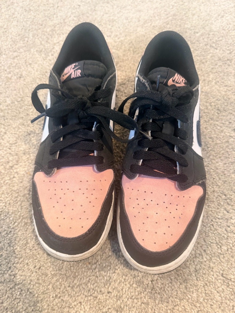 Nike Jordan 1 Low Bleached Coral